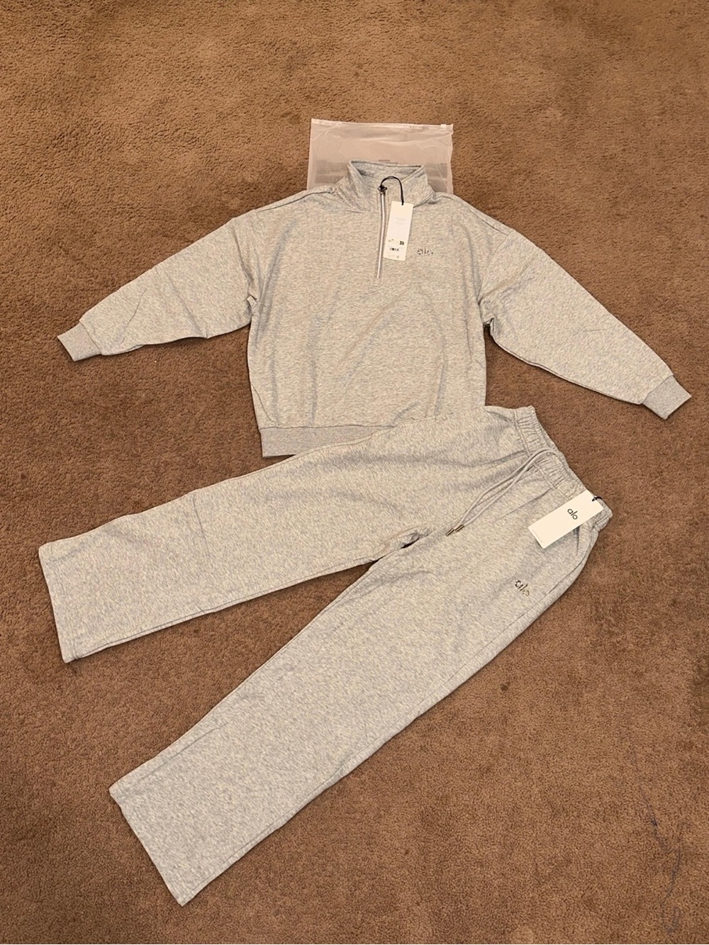 Meduim Gray Heather Two-Piece Sweatshirt & Sweatpants Set